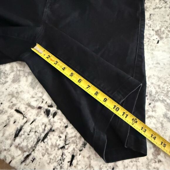 Torrid Black Bermuda Jegging Super Soft High-Rise Short 22 14099019 - Picture 11 of 15